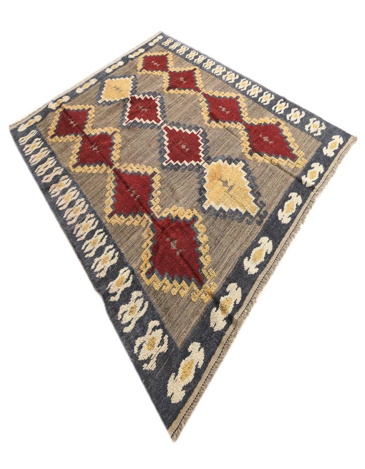 Detail image of 8' 4 x 10' 2  Hand Knotted Darya Wool Rug