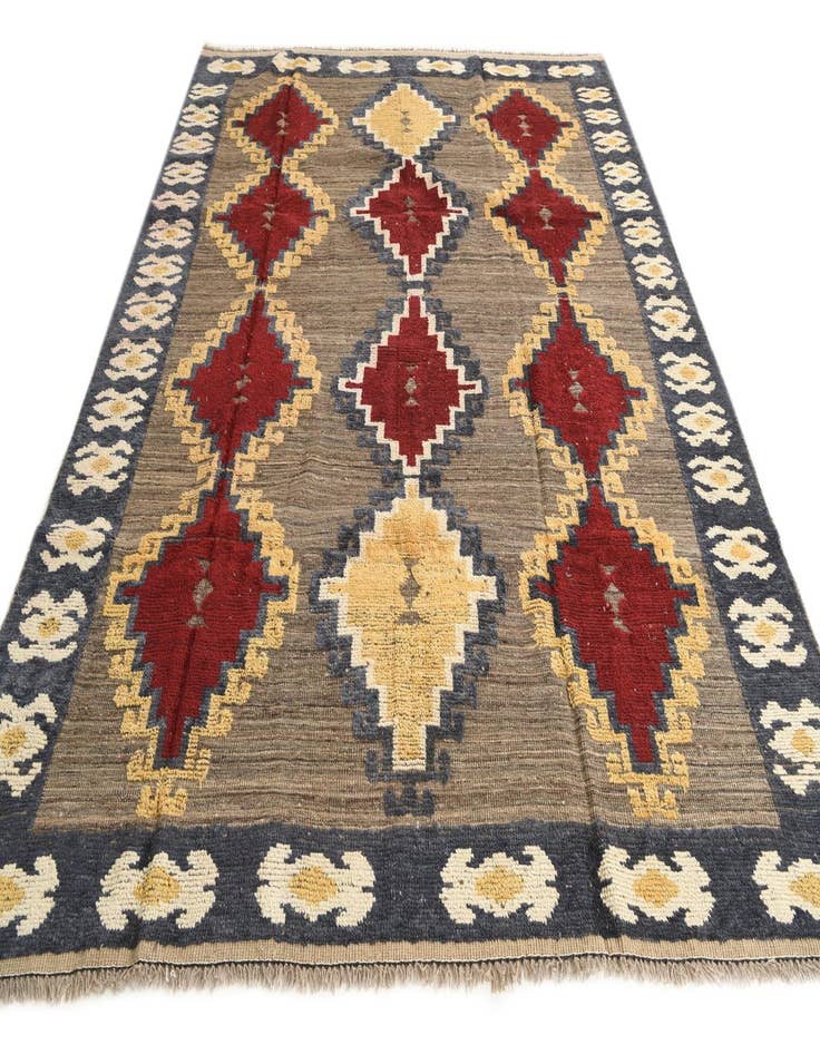 Detail image of 8' 4 x 10' 2  Hand Knotted Darya Wool Rug