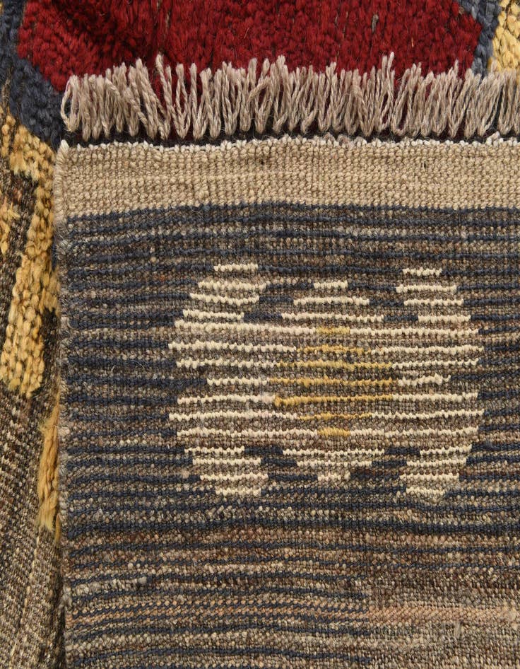 Detail image of 8' 4 x 10' 2  Hand Knotted Darya Wool Rug