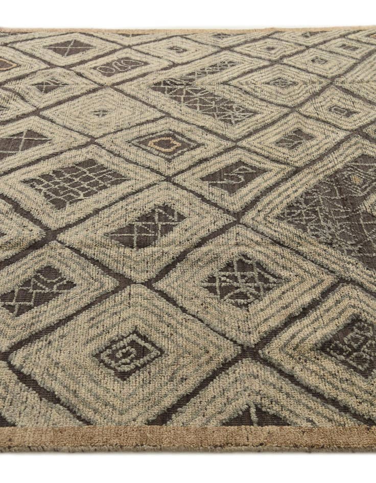 Detail image of 8' x 10' 4  Hand Knotted Darya Wool Rug