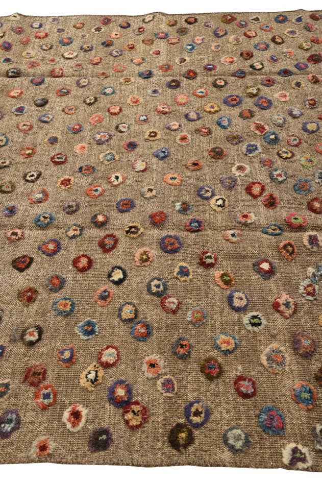 Detail image of 6' 8 x 9' 8 Hand Knotted Darya Wool Rug
