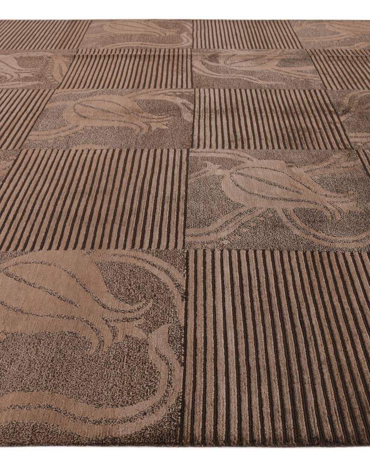 Detail image of 8' x 9' 11  Hand Knotted Darya Wool Rug