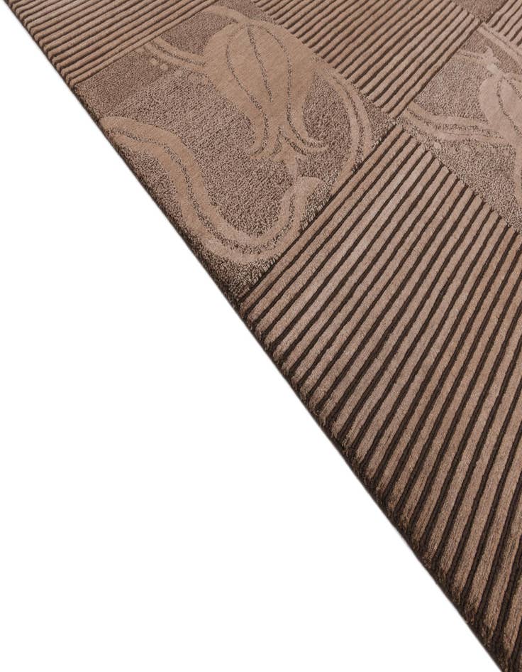 Detail image of 8' x 9' 11  Hand Knotted Darya Wool Rug