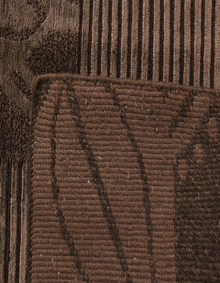 Detail image of 8' x 9' 11  Hand Knotted Darya Wool Rug