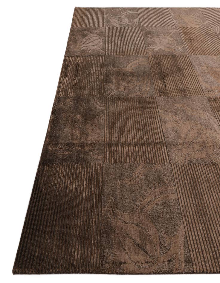 Detail image of 7' 9 x 9' 9  Hand Knotted Darya Wool Rug