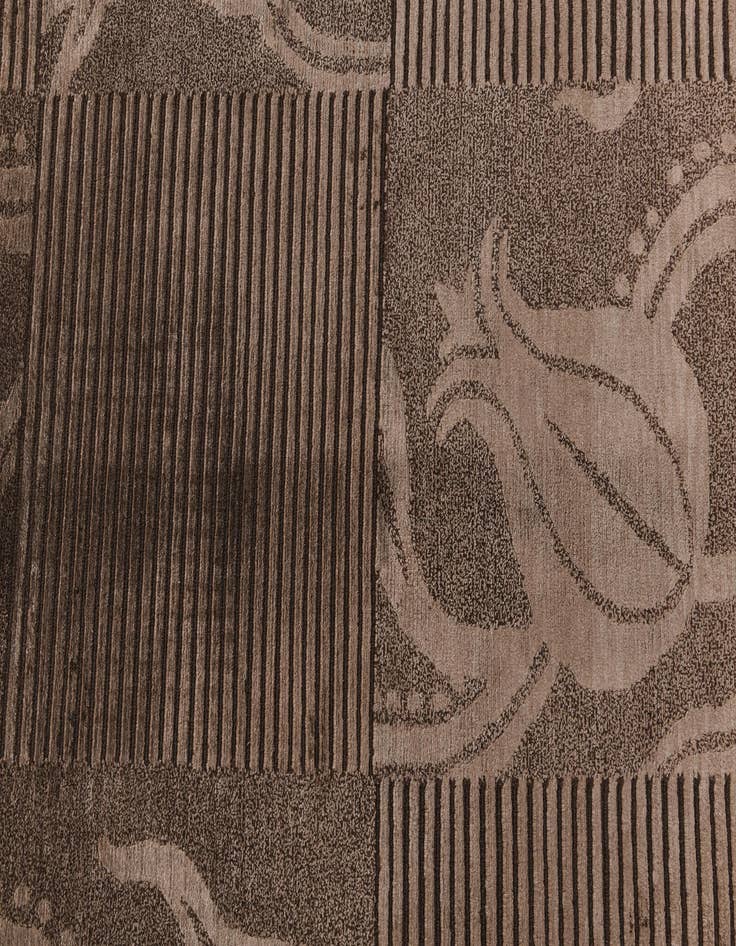 Detail image of 8' 2 x 10'  Hand Knotted Darya Wool Rug