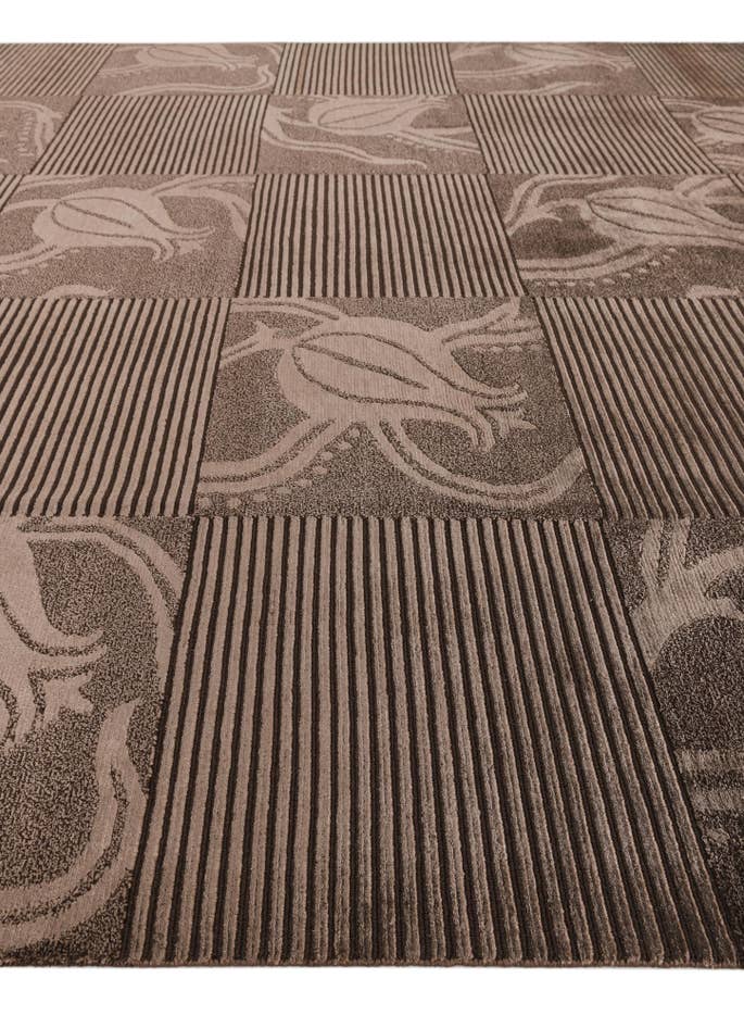 Detail image of 8' 3 x 11' 5 Hand Knotted Darya Wool Rug