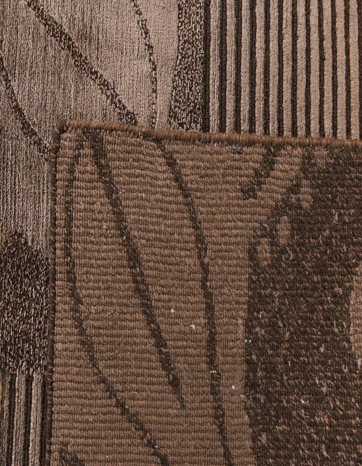 Detail image of 8' 3 x 11' 5  Hand Knotted Darya Wool Rug