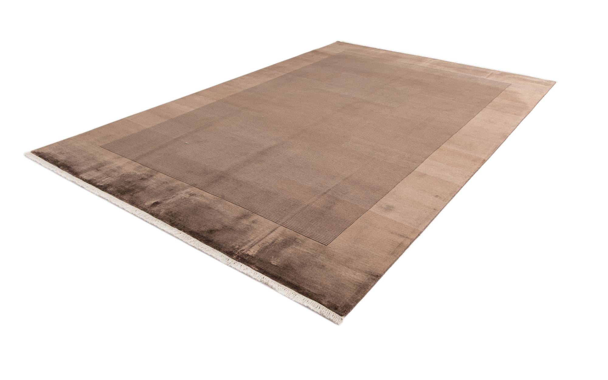 8' x 11' 6 Hand Knotted Darya Wool Rug