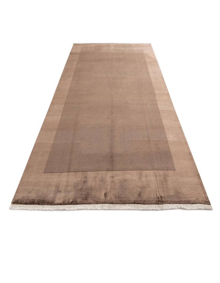 Detail image of 8' x 11' 6  Hand Knotted Darya Wool Rug