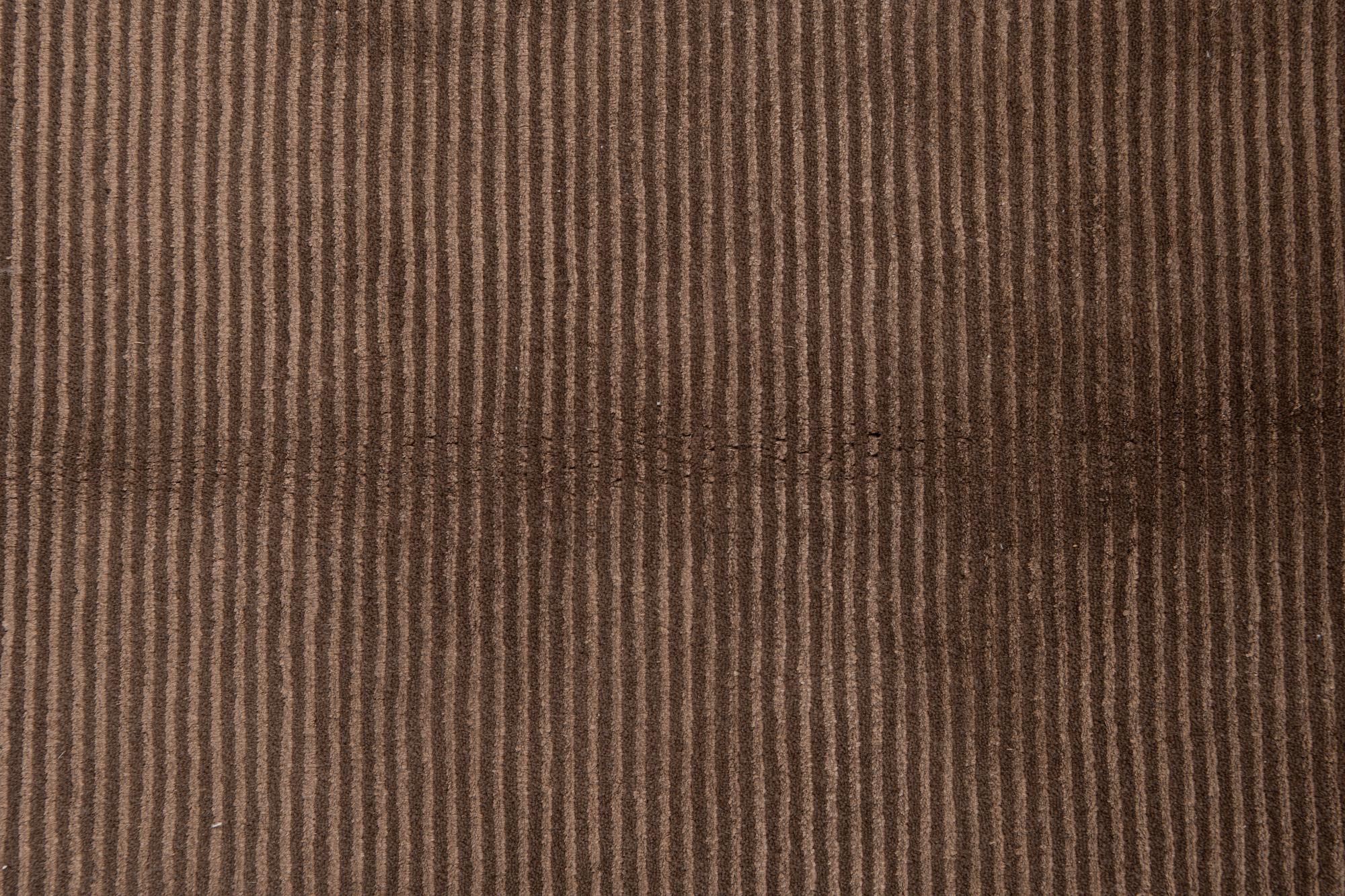 8' x 11' 6 Hand Knotted Darya Wool Rug