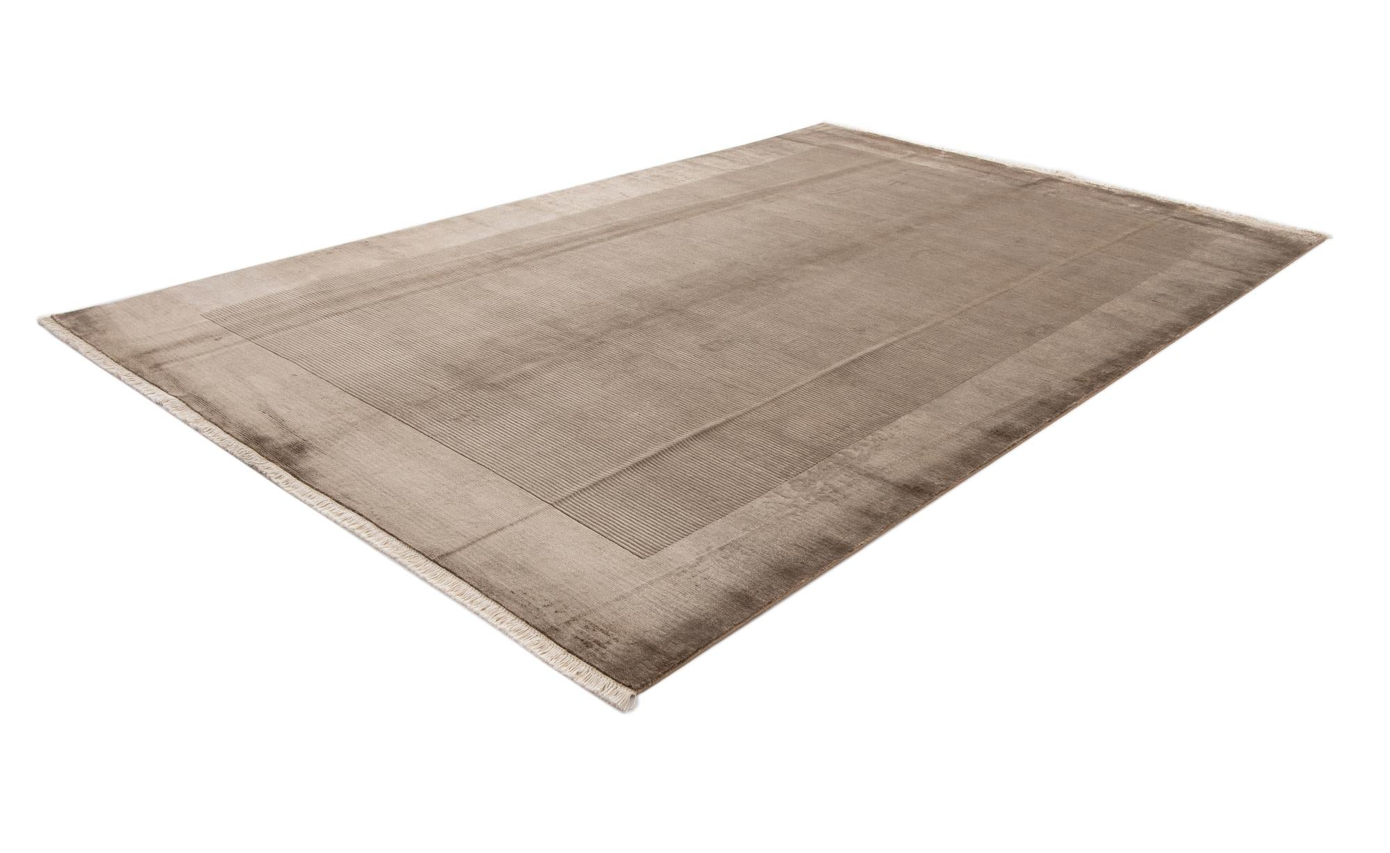 8' 1 x 11' 11 Hand Knotted Darya Wool Rug