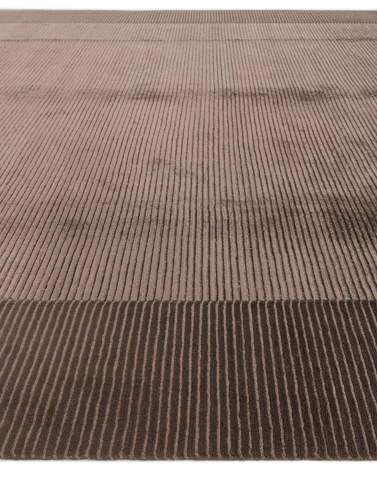 Detail image of 8' x 11' 8  Hand Knotted Darya Wool Rug