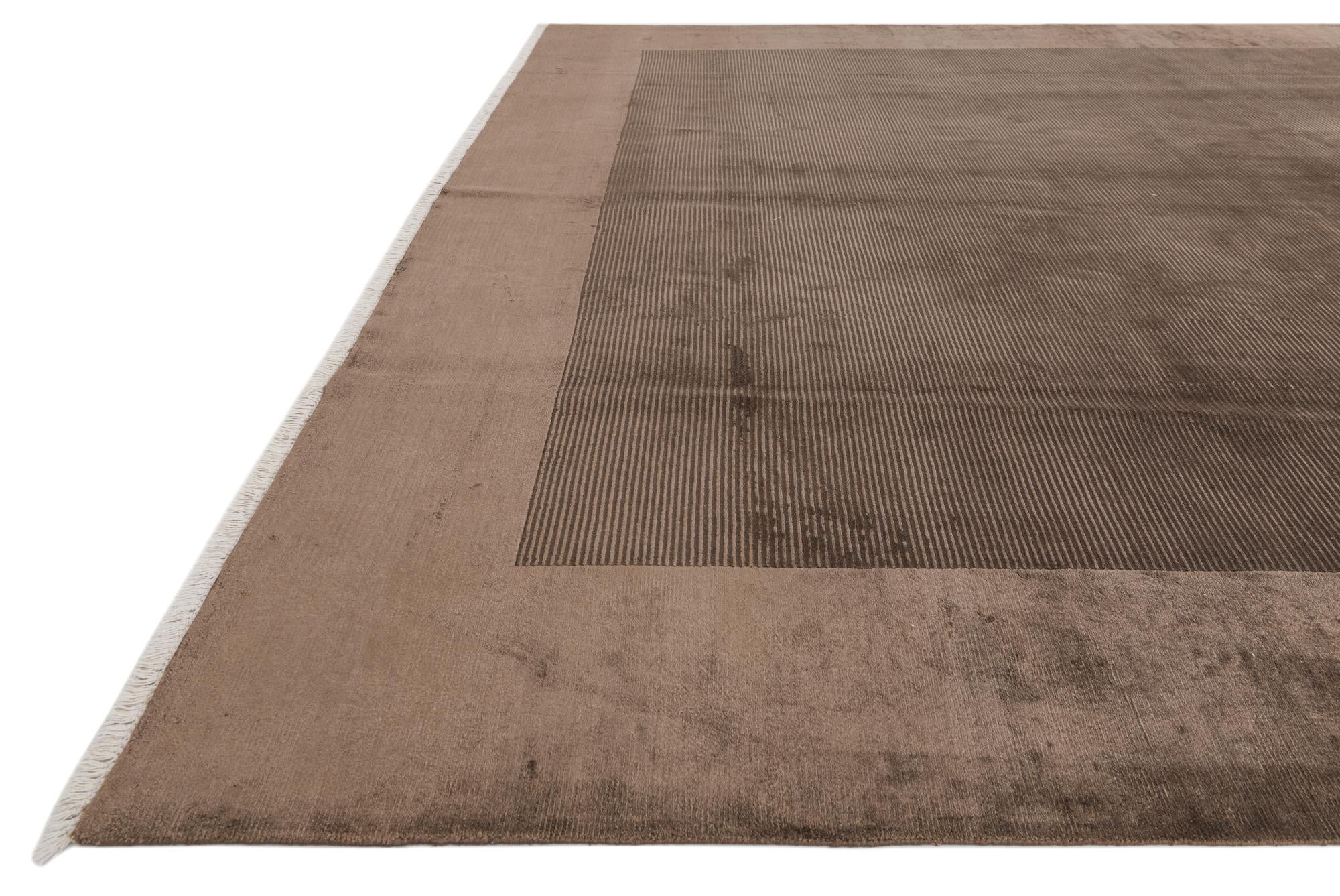 9' 7 x 13' Hand Knotted Darya Wool Rug