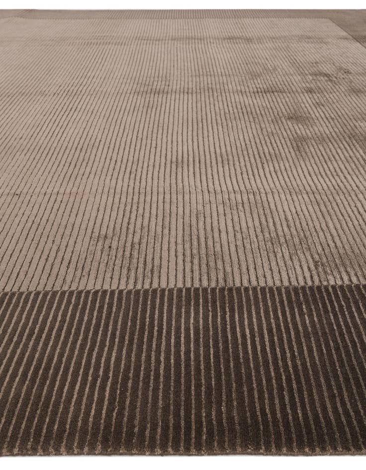 Detail image of 9' 9 x 13' 3  Hand Knotted Darya Wool Rug