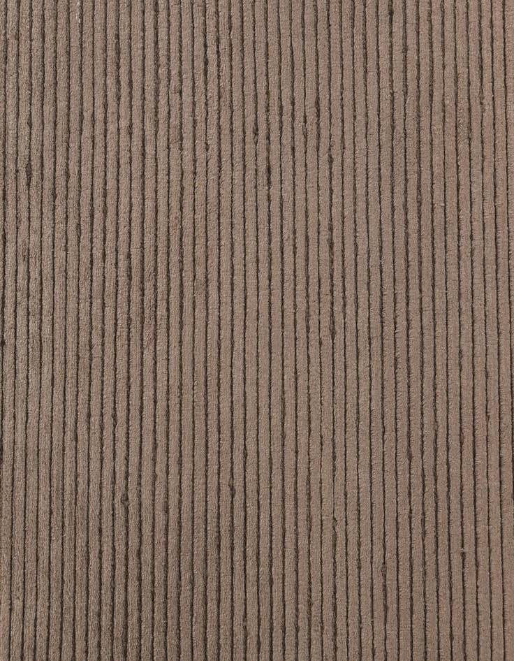 Detail image of 9' 9 x 13' 3  Hand Knotted Darya Wool Rug