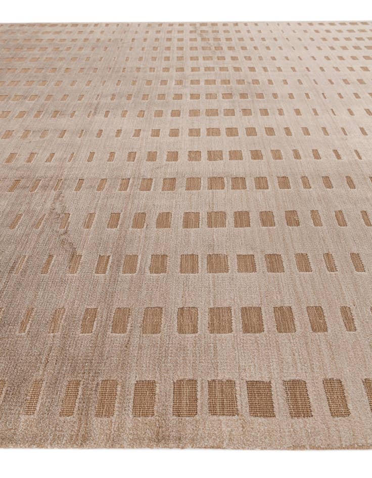 Detail image of 6' 5 x 9' 8  Hand Knotted Darya Wool Rug