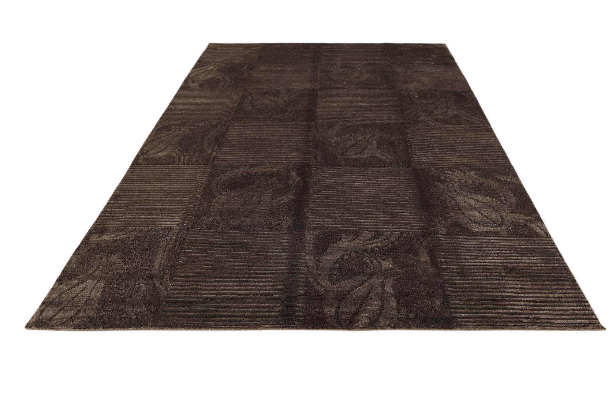 6' 8 x 9' 11 Hand Knotted Darya Wool Rug