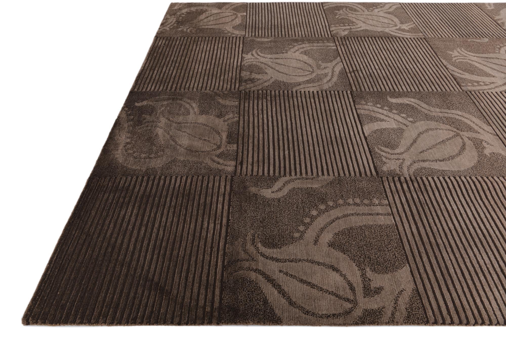 6' 8 x 9' 11 Hand Knotted Darya Wool Rug