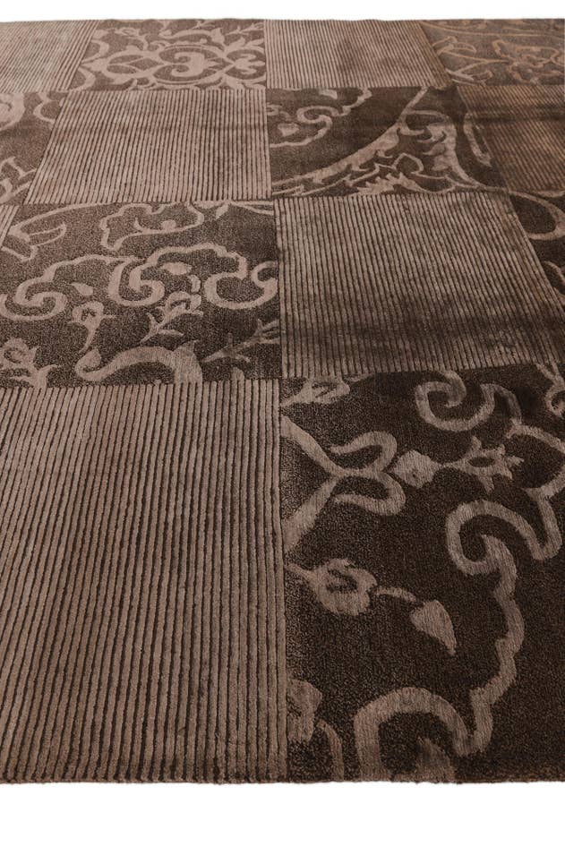 Detail image of 6' 9 x 10' Hand Knotted Darya Wool Rug