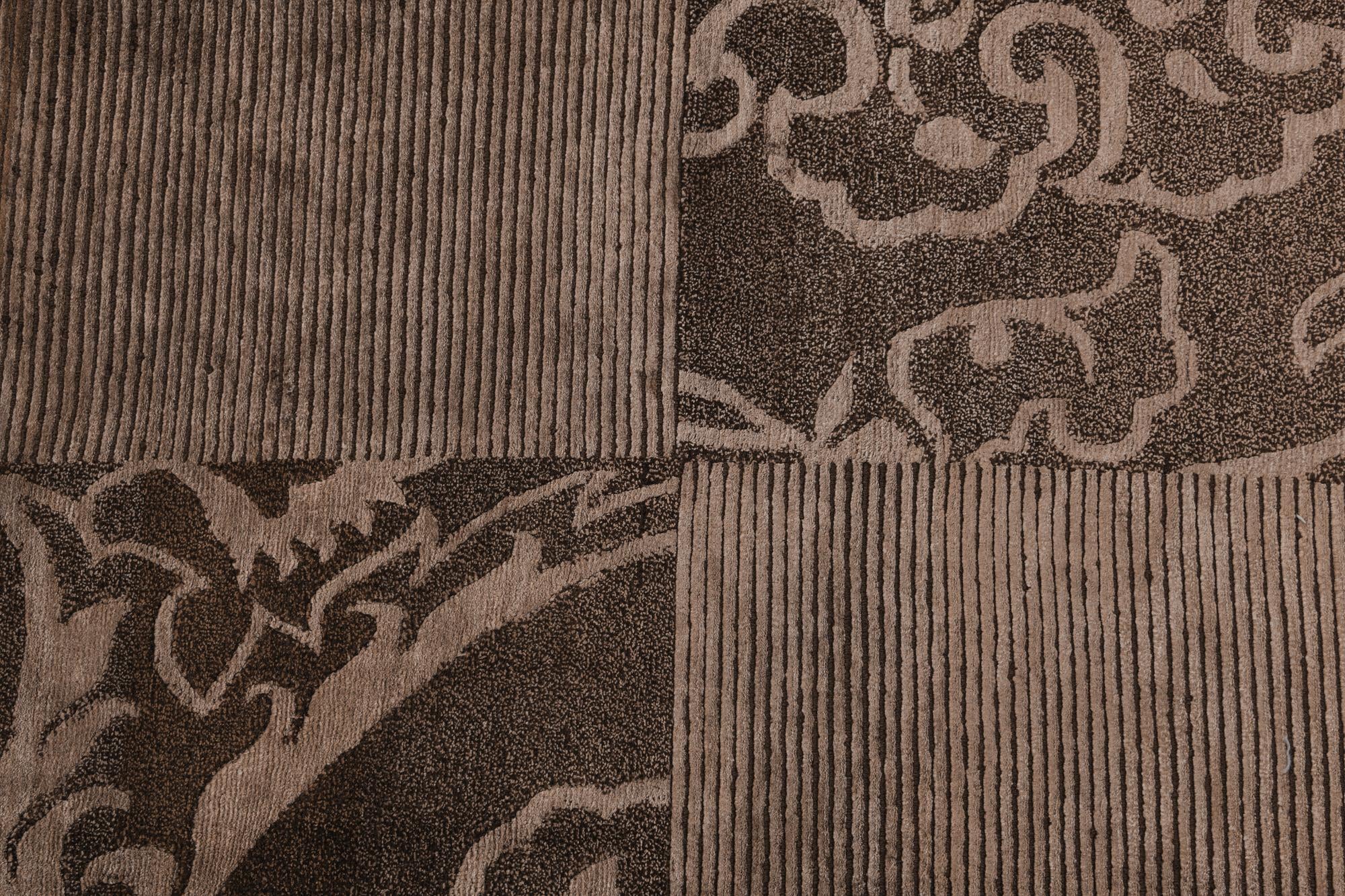 6' 9 x 10' Hand Knotted Darya Wool Rug