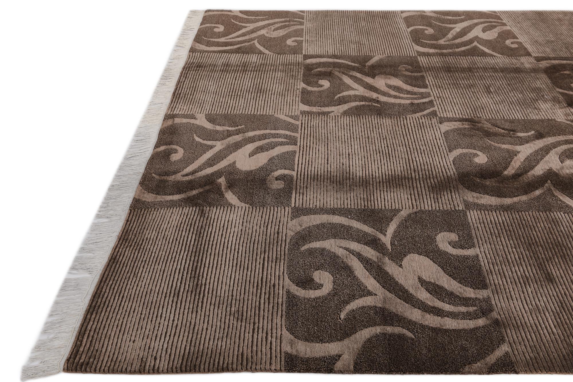 6' 8 x 10' Hand Knotted Darya Wool Rug