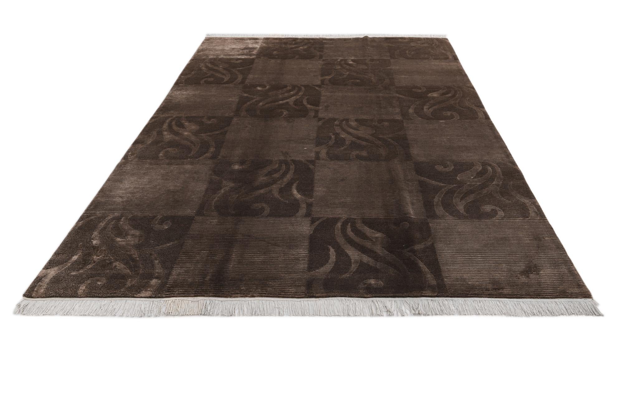 6' 8 x 9' 9 Hand Knotted Darya Wool Rug