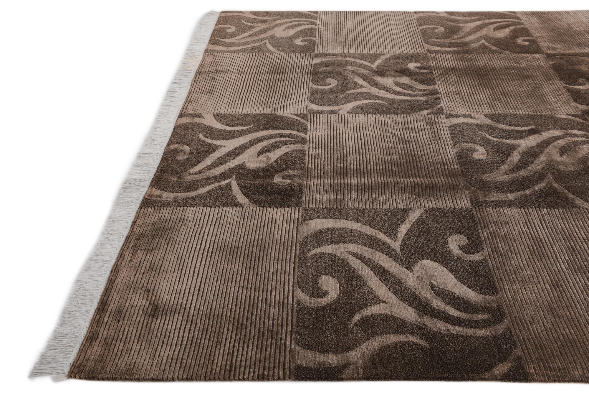 6' 8 x 9' 9 Hand Knotted Darya Wool Rug
