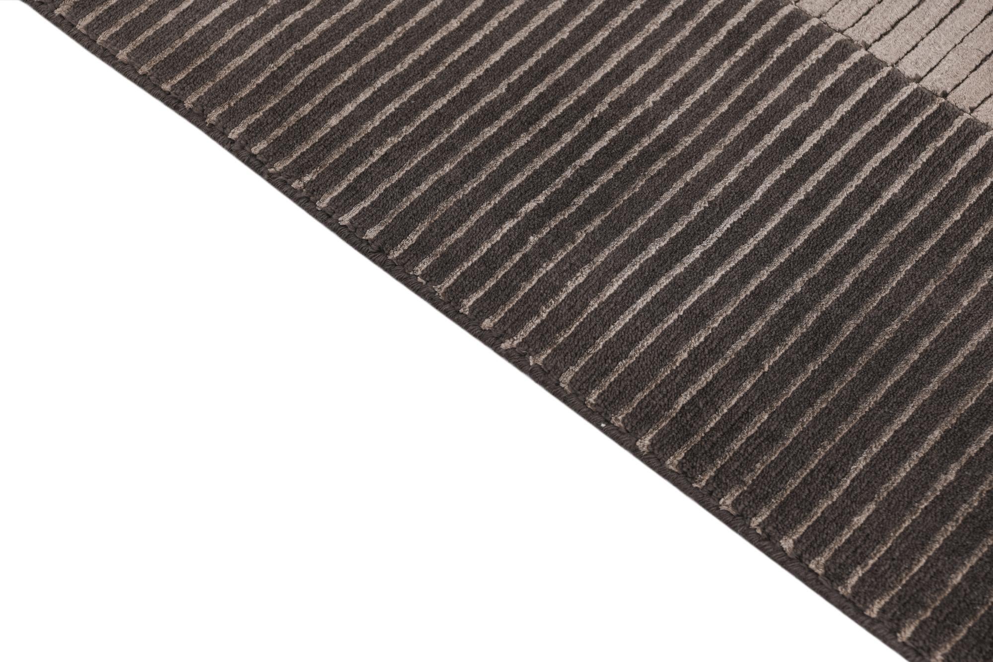 6' 6 x 9' 10 Hand Knotted Darya Wool Rug