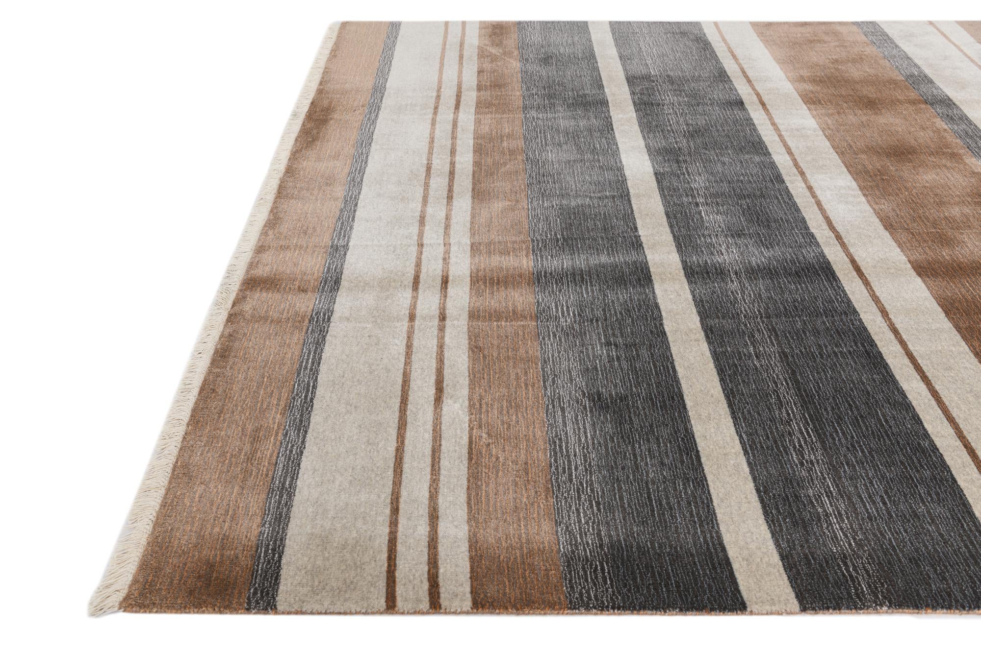 6' 7 x 9' 9 Hand Knotted Darya Wool Rug