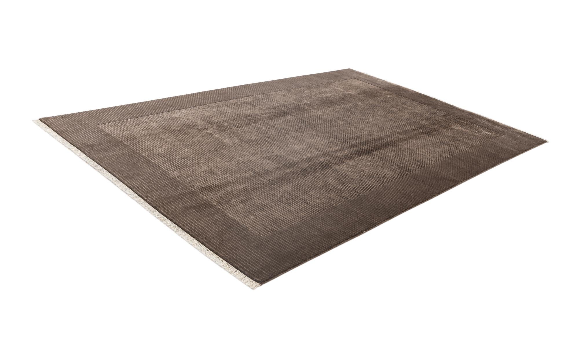 6' 6 x 9' 10 Hand Knotted Darya Wool Rug