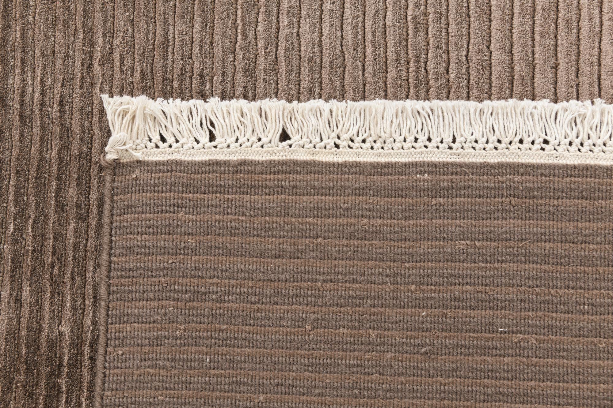 6' 6 x 9' 10 Hand Knotted Darya Wool Rug