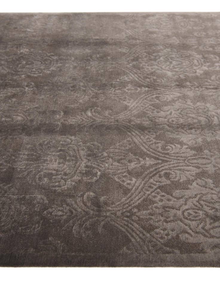 Detail image of 6' 7 x 10'  Hand Knotted Darya Wool Rug