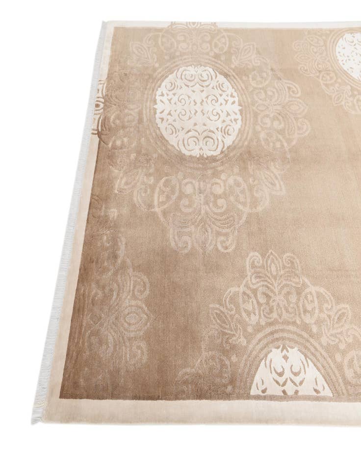 Detail image of 6' 11 x 10' 2 Hand Knotted Darya Wool Rug