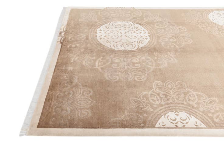 Detail image of 6' 11 x 10' 2 Hand Knotted Darya Wool Rug