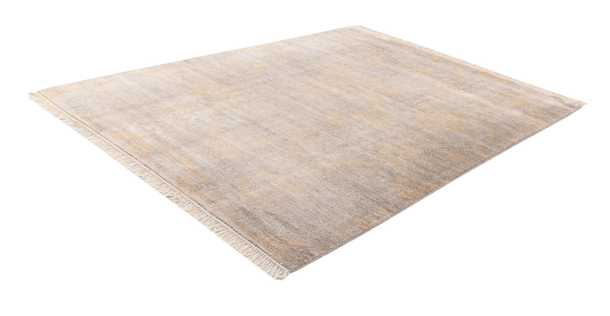 6' 8 x 9' 2 Hand Knotted Darya Wool Rug
