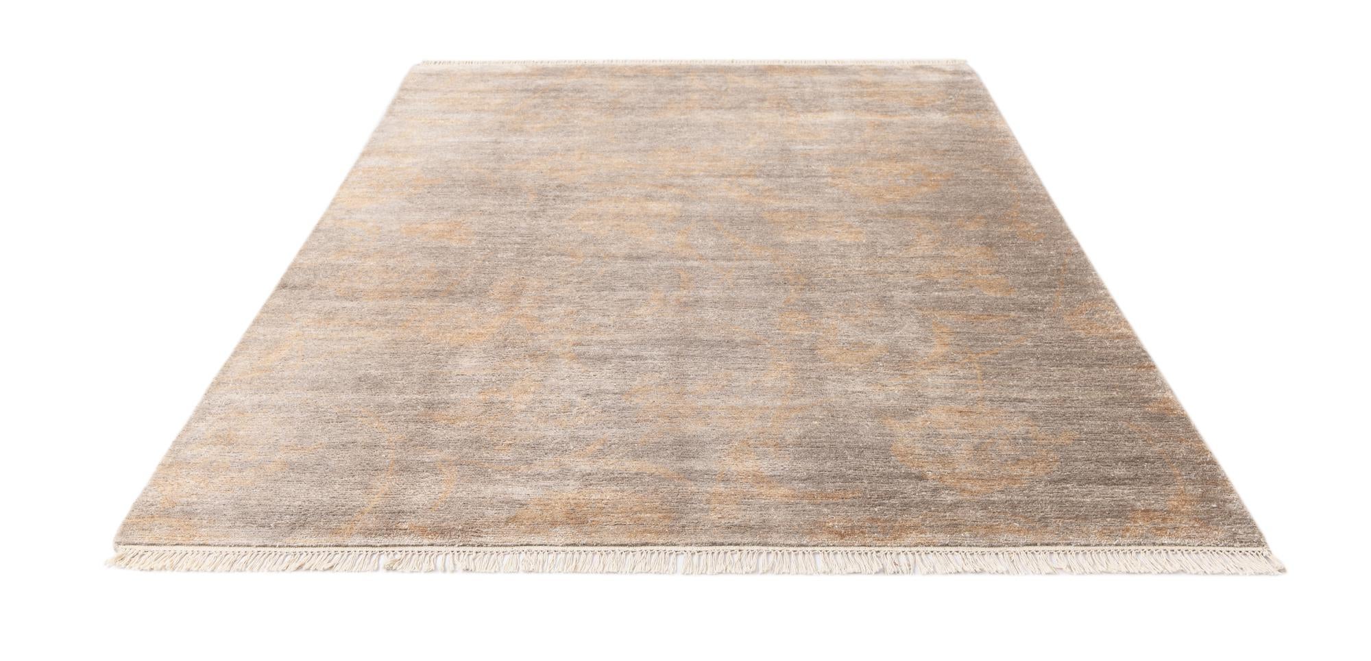 6' 8 x 9' 2 Hand Knotted Darya Wool Rug
