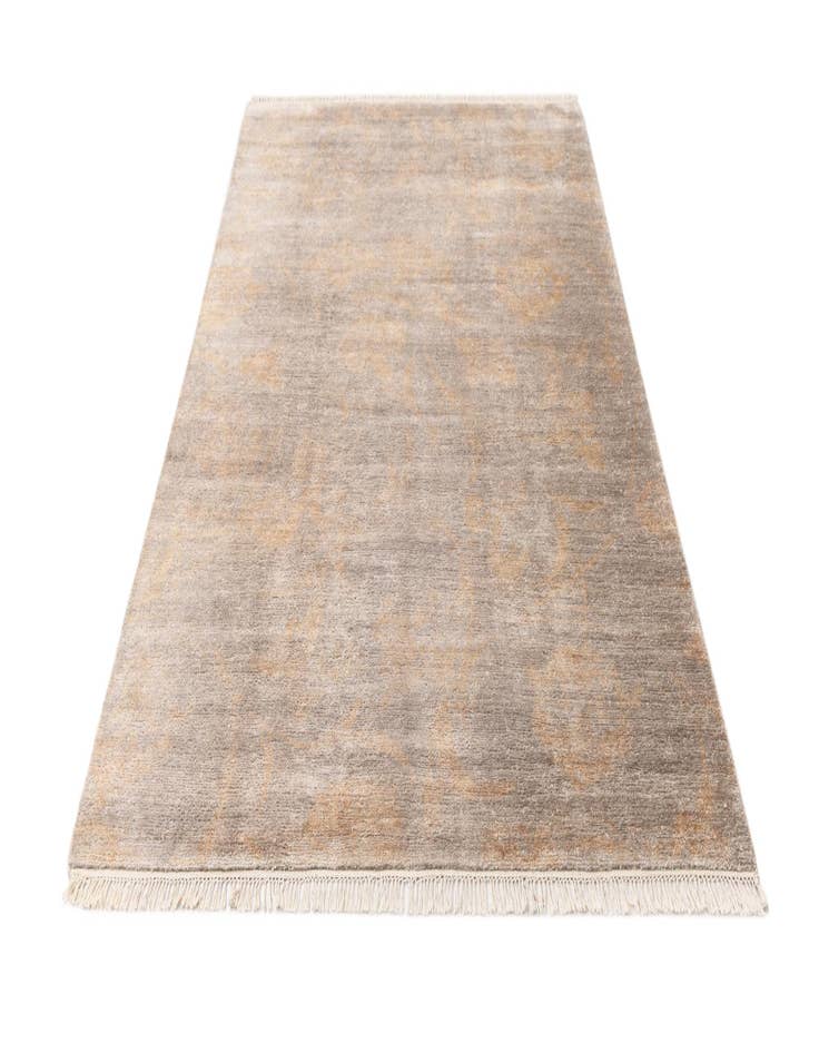 Detail image of 6' 8 x 9' 2  Hand Knotted Darya Wool Rug