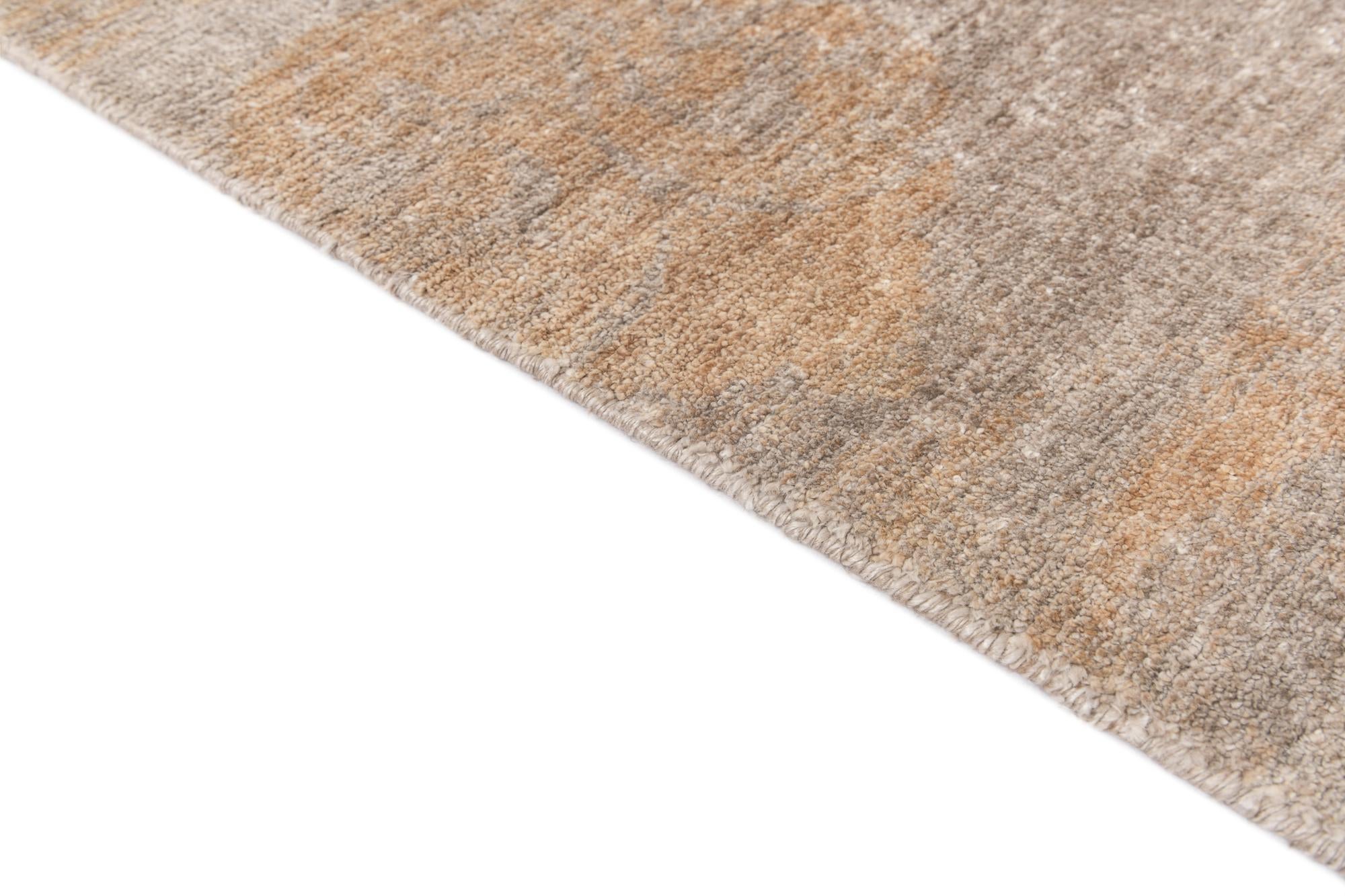 6' 8 x 9' 2 Hand Knotted Darya Wool Rug