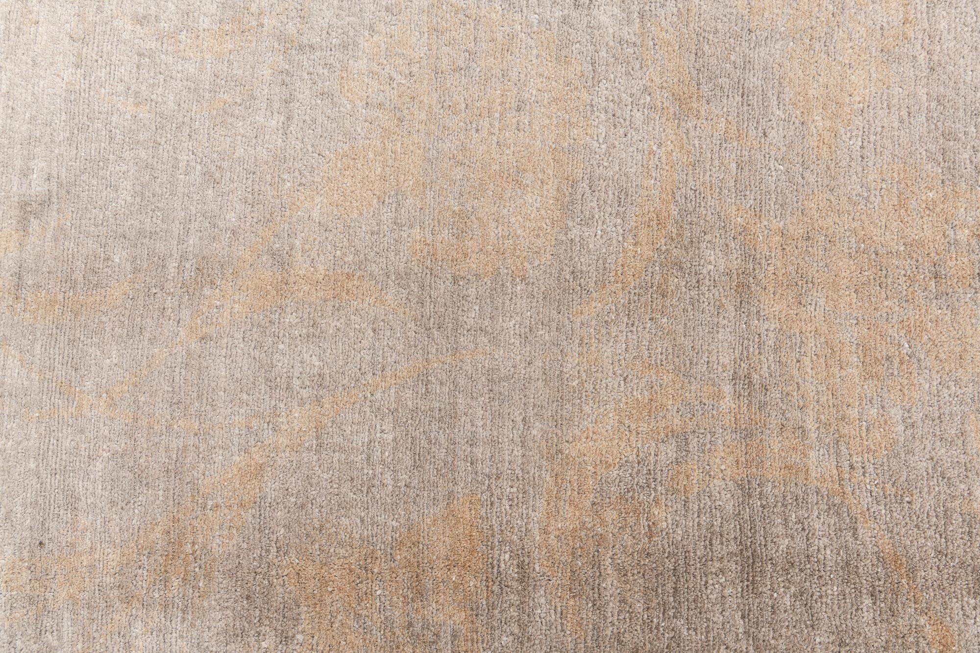 6' 8 x 9' 2 Hand Knotted Darya Wool Rug