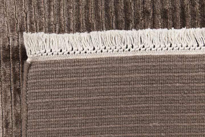 4' 11 x 6' 8 Hand Knotted Darya Wool Rug