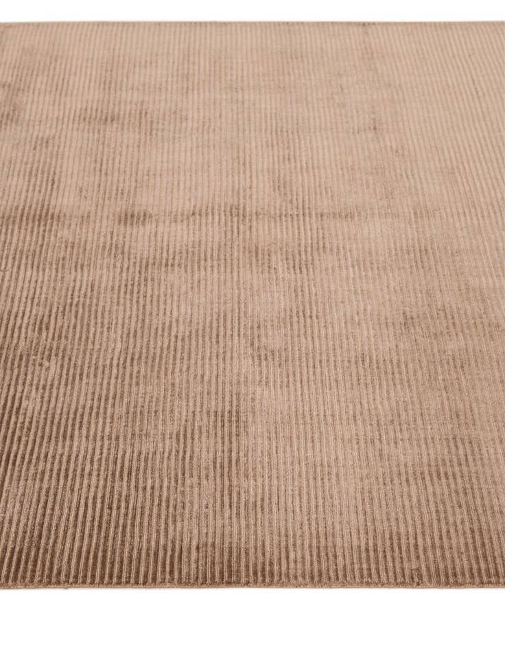 Detail image of 4' 11 x 6' 9  Hand Knotted Darya Wool Rug