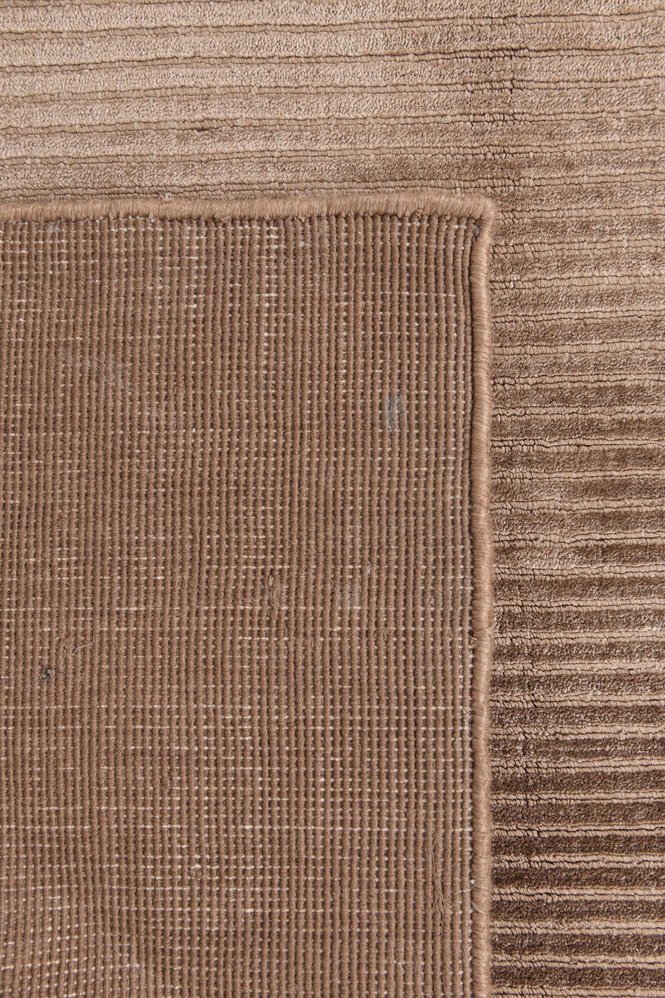 4' 11 x 6' 9 Hand Knotted Darya Wool Rug