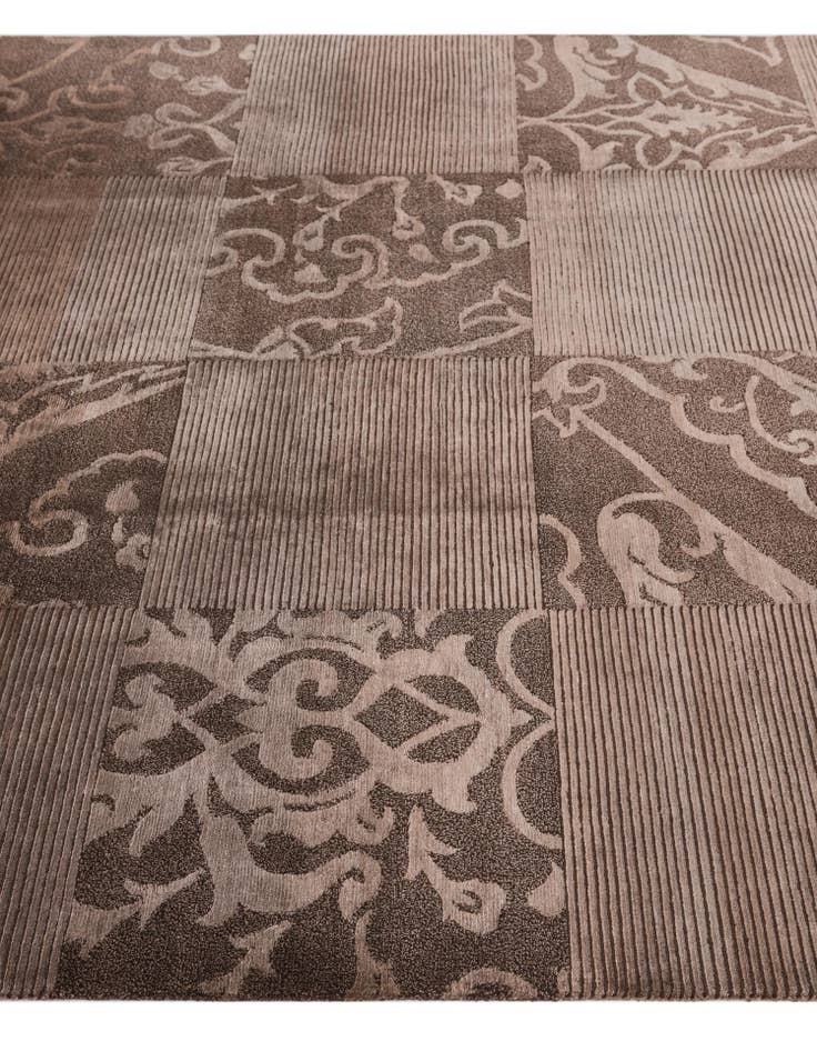 Detail image of 5' 11 x 8' Hand Knotted Darya Wool Rug