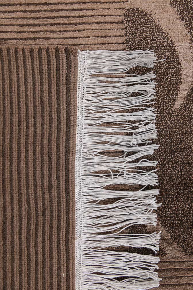 5' 9 x 7' 10 Hand Knotted Darya Wool Rug