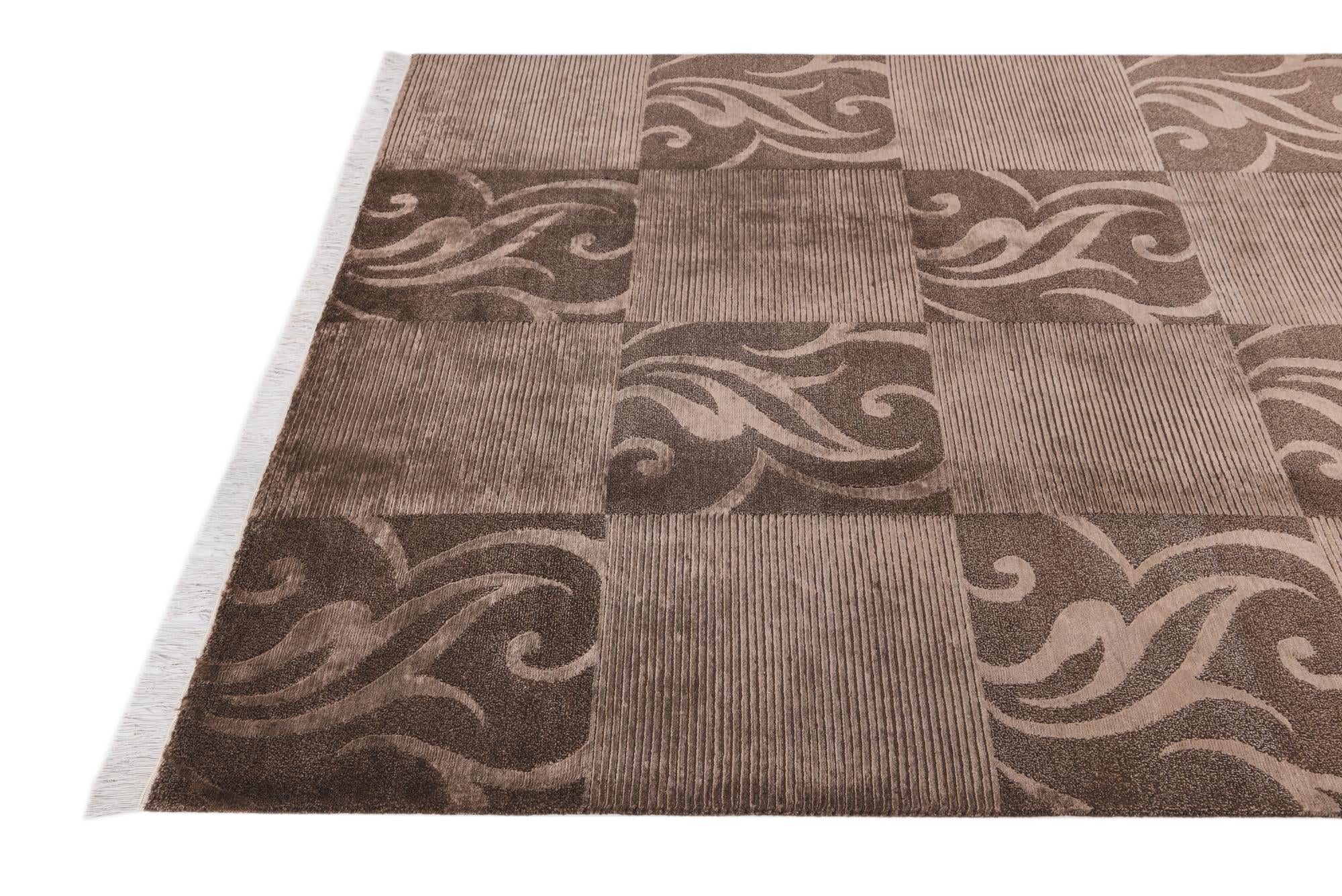 5' 9 x 8' Hand Knotted Darya Wool Rug
