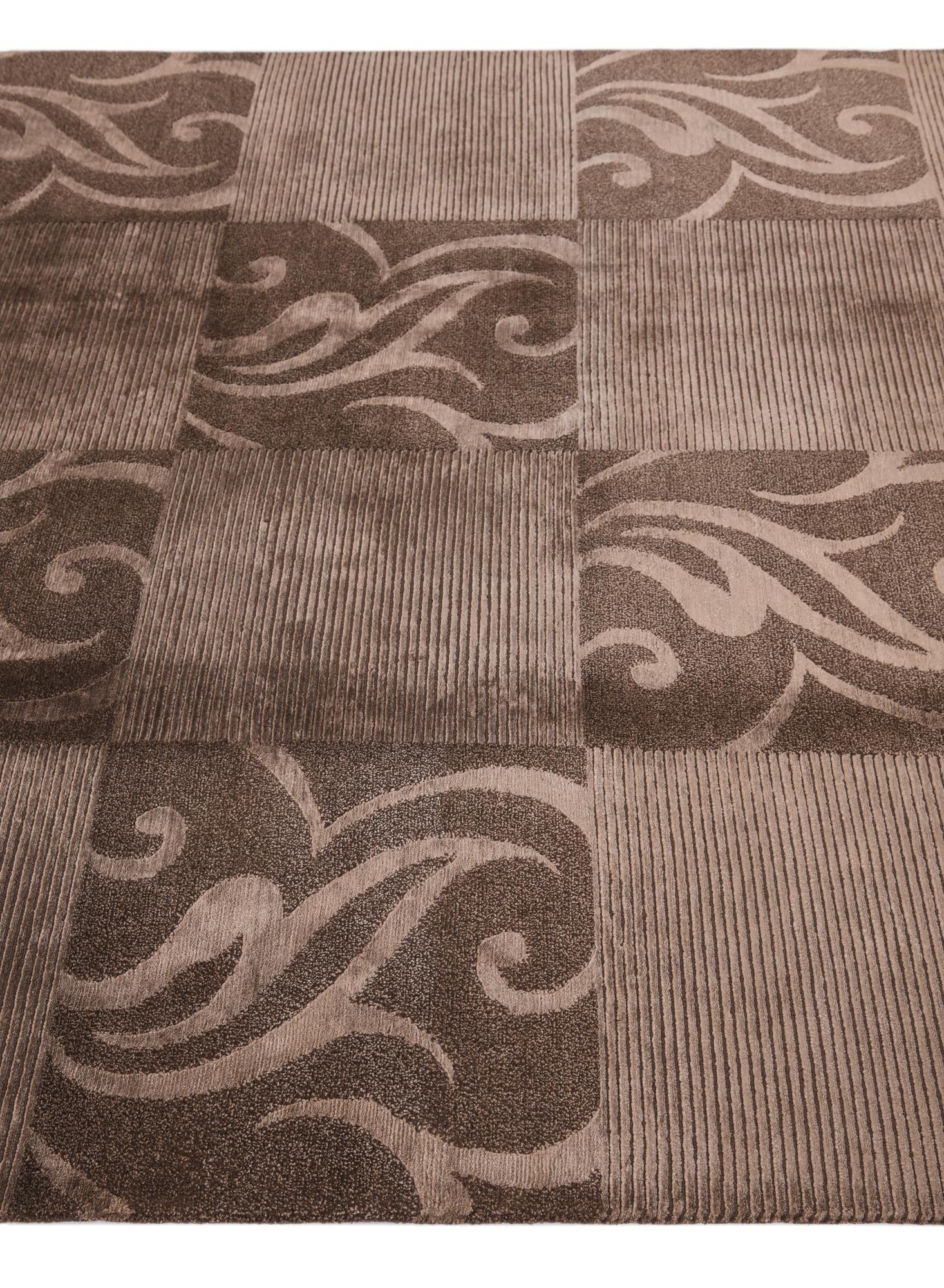 5' 9 x 8' Hand Knotted Darya Wool Rug