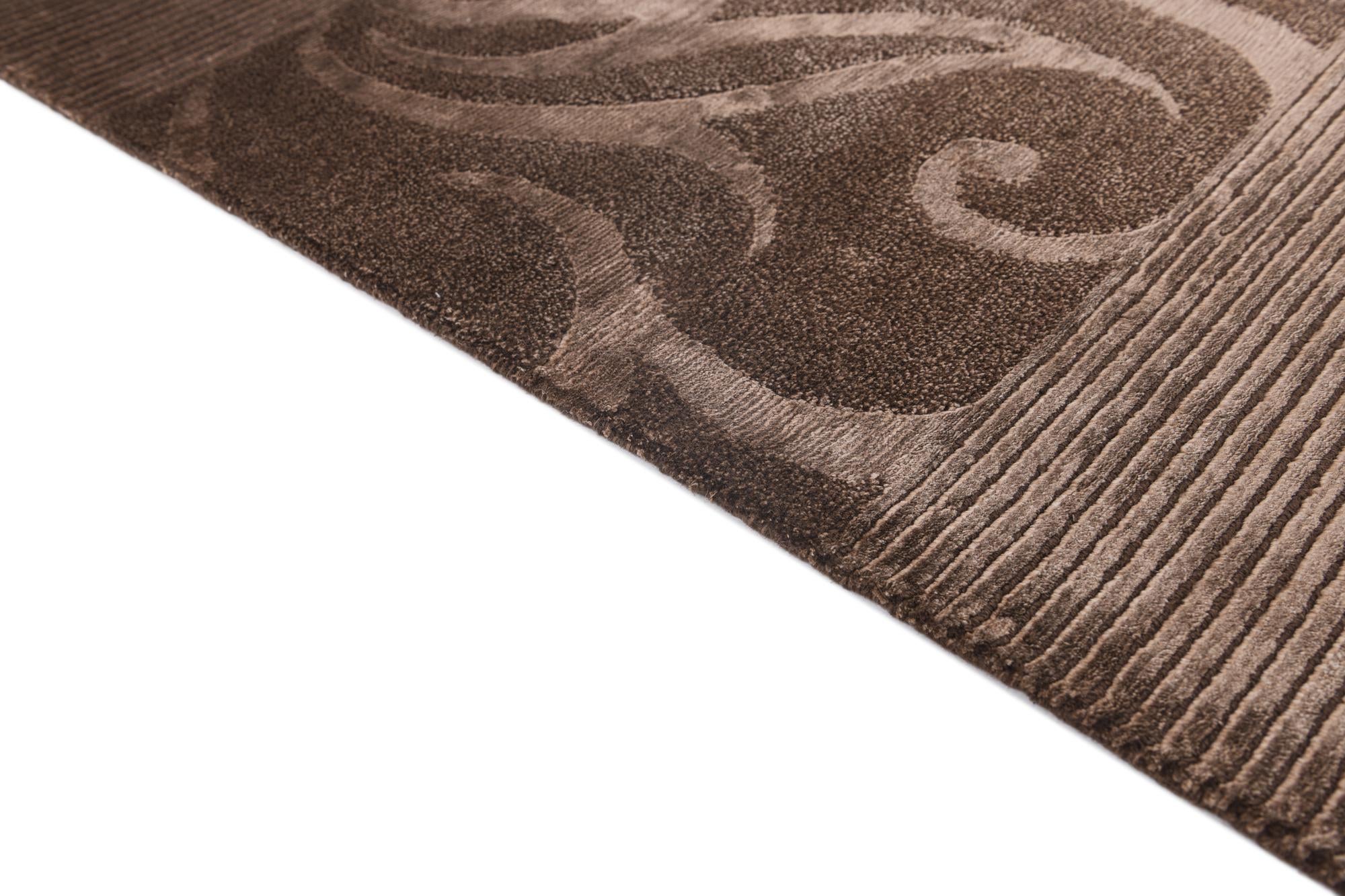 5' 9 x 8' Hand Knotted Darya Wool Rug