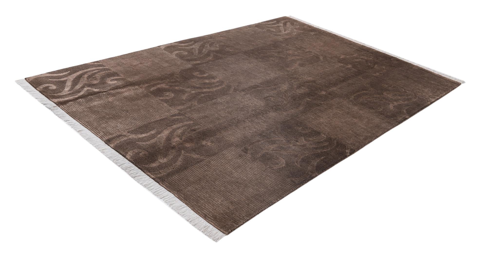 5' 8 x 8' Darya Rug