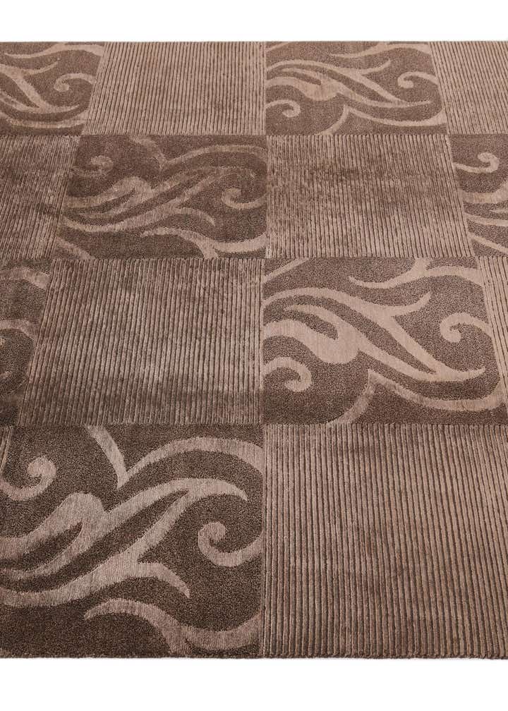 5' 8 x 8' Darya Rug